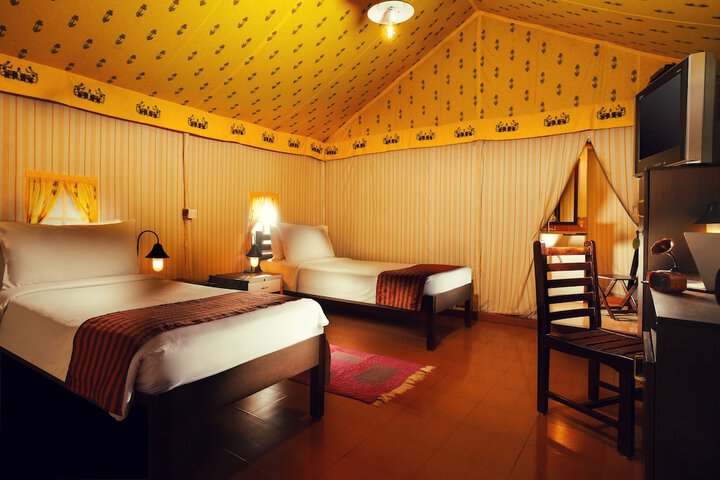 Room 15 of 125