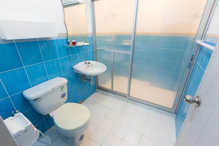 Room 14 of 22