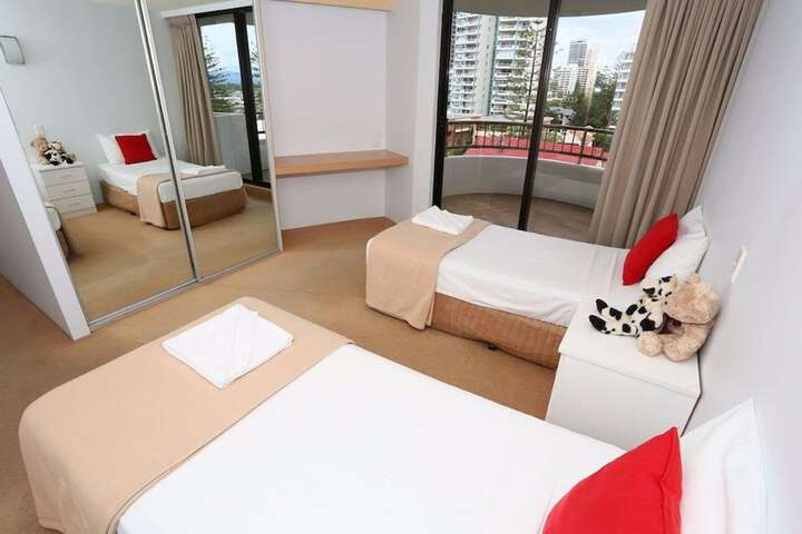 Room 5 of 47