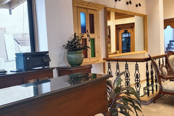 Reception hall