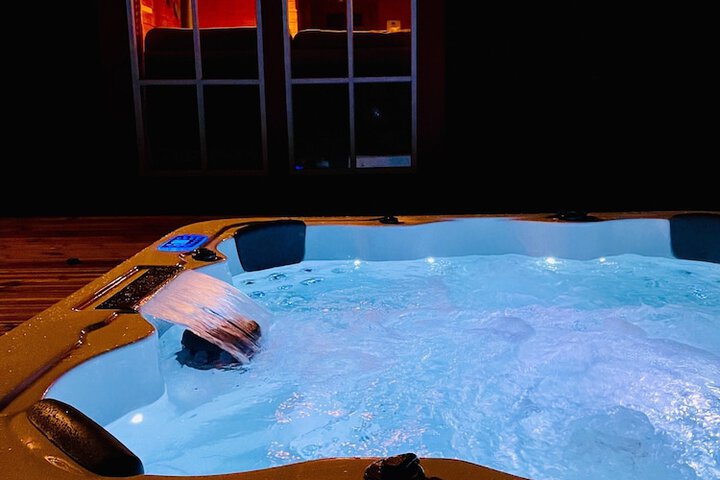 Spa 23 of 36