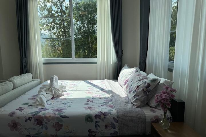 Room 75 of 272