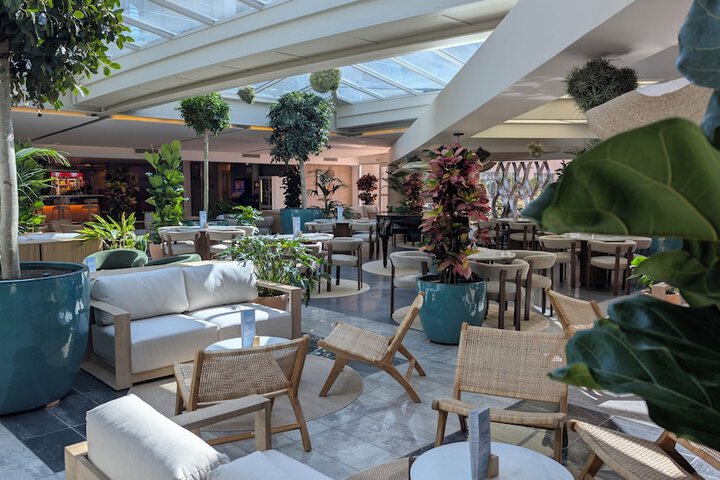 Hotel Lobby