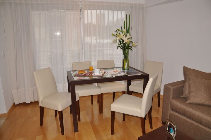 Room 18 of 25