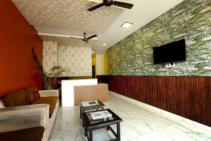 Hotel Interior 4 of 36