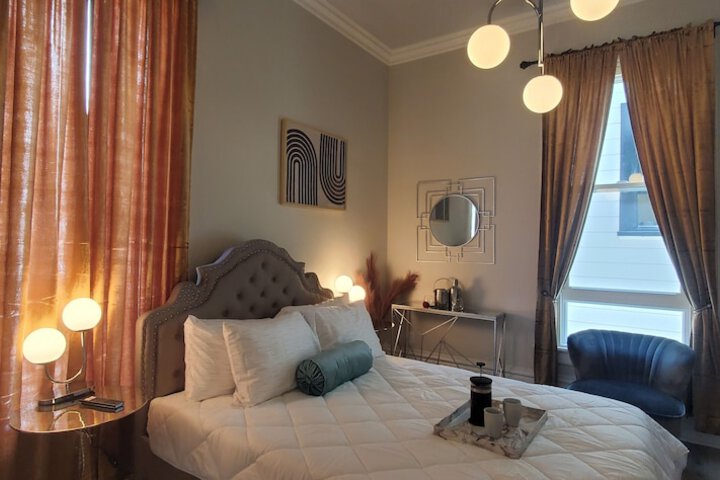 Room 76 of 181