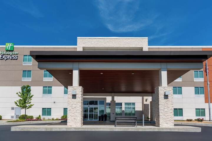 Hotel 73 of 73