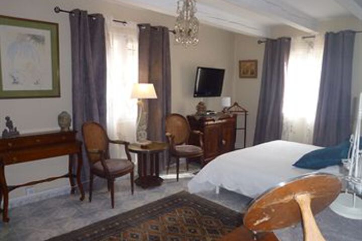 Room 40 of 99