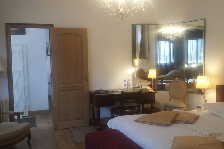 Suite Room