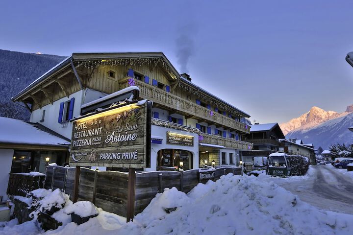 Hotel Restaurant Le Saint Antoine in Les Houches
