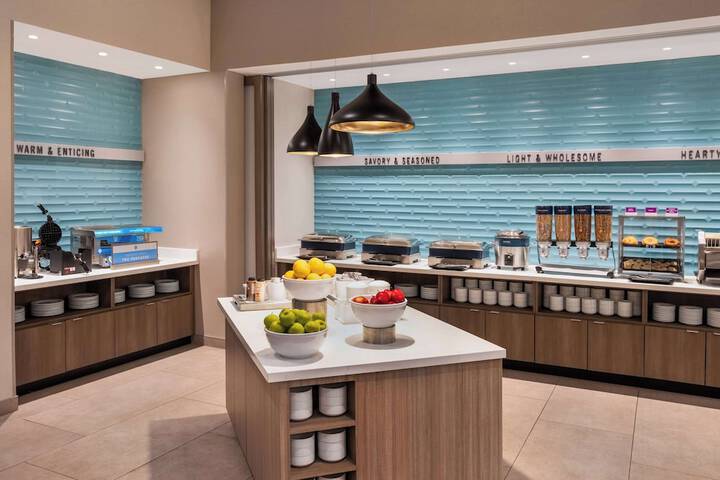 Breakfast/Coffee Service 45 of 61