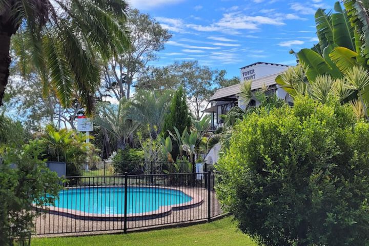 Pools & Facilities