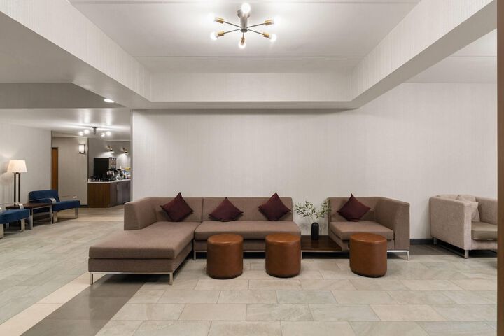 Hotel Interior 7 of 63