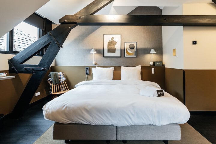 Room 17 of 67
