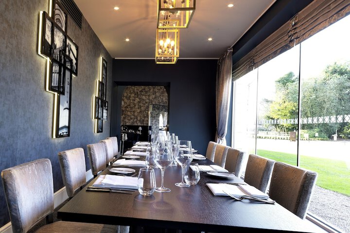 Dining 135 of 179
