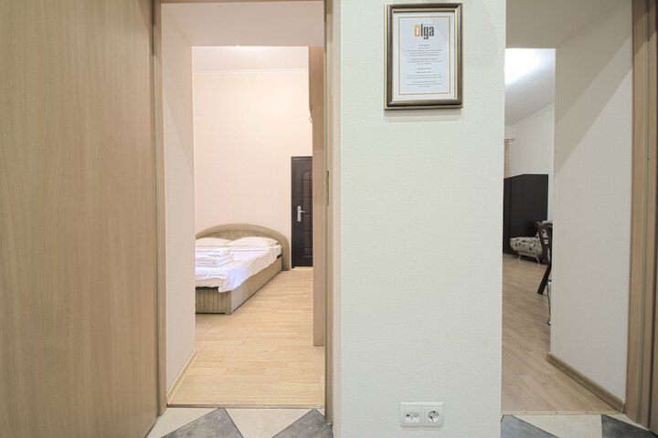 Room 8 of 39