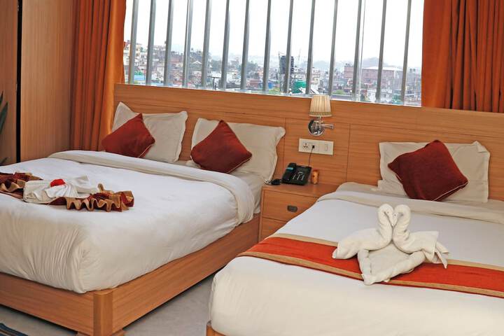 Room 44 of 119