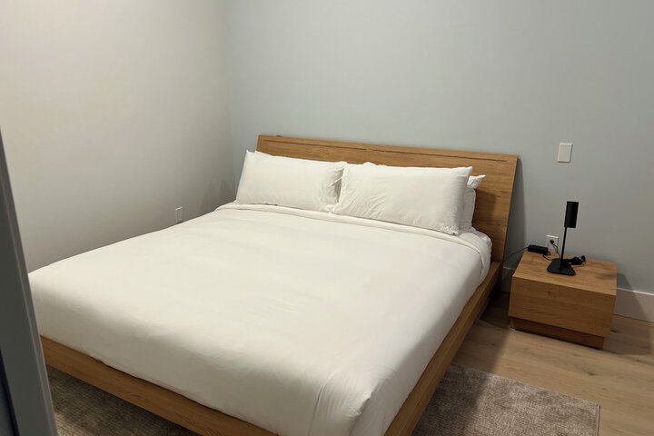 Room 54 of 109