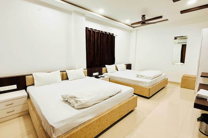 Room 29 of 61