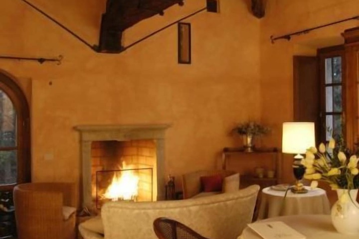 Room 5 of 53
