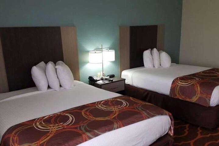 1 King Bed (38 of 45)