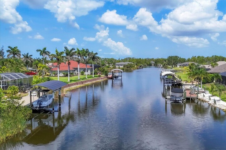 Property Grounds 33 of 43