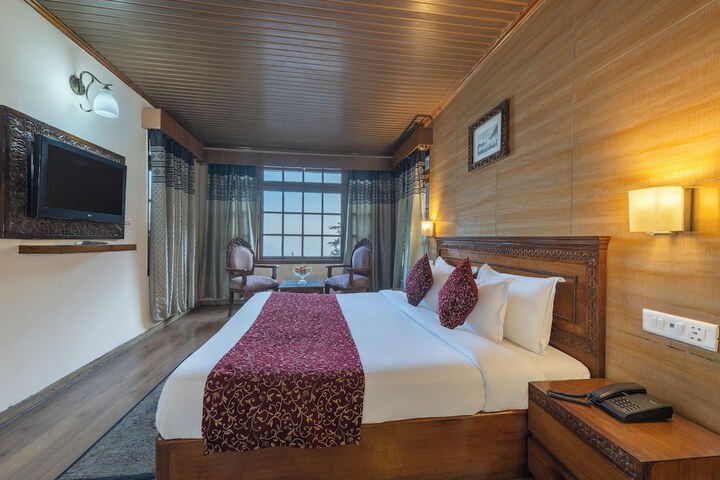 Room 7 of 34