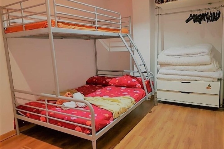 Room 13 of 349
