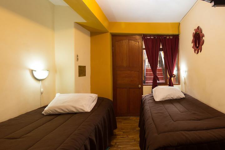 Room 13 of 60