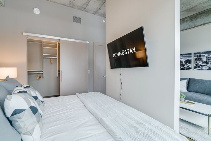 Room 6 of 36