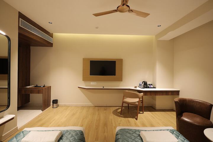 Room 14 of 49