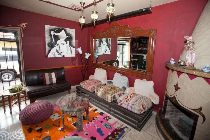 Lounge 59 of 87
