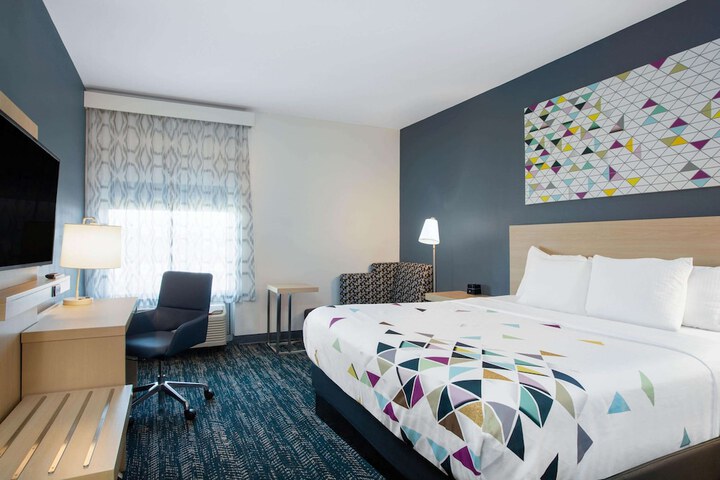 Room 3 of 29