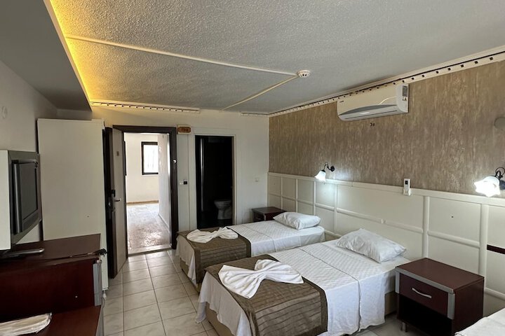 Room 29 of 46