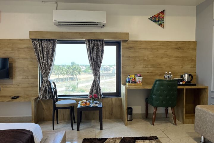 Room 16 of 65