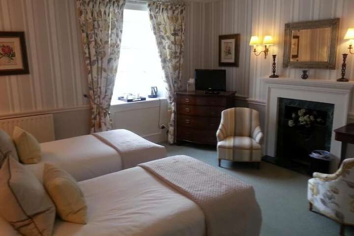 Room 5 of 41