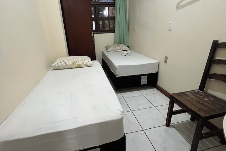 Room 52 of 74