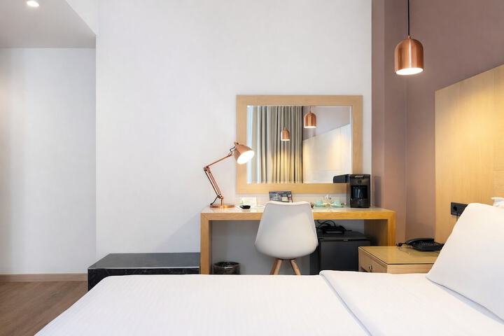 Room 46 of 60