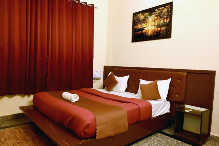 The hotel v3