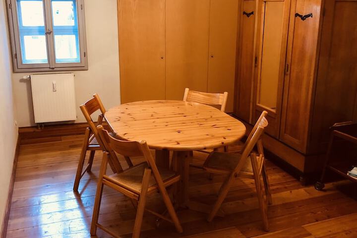 Room 44 of 174