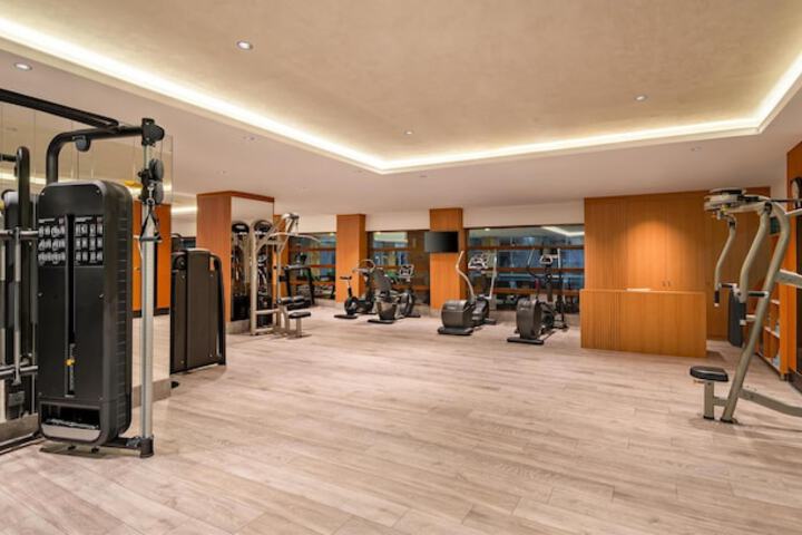 Health and Fitness 24 of 101
