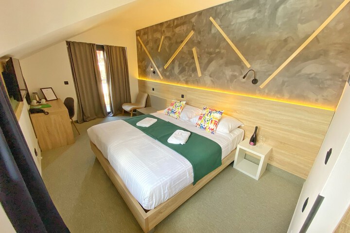 Room 21 of 71