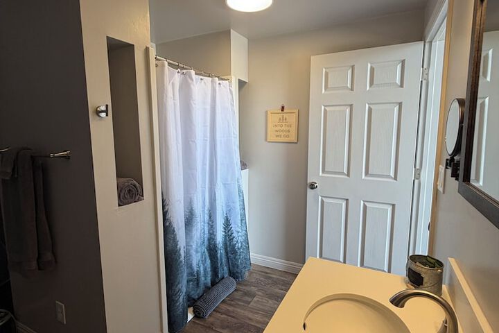 Room 126 of 163