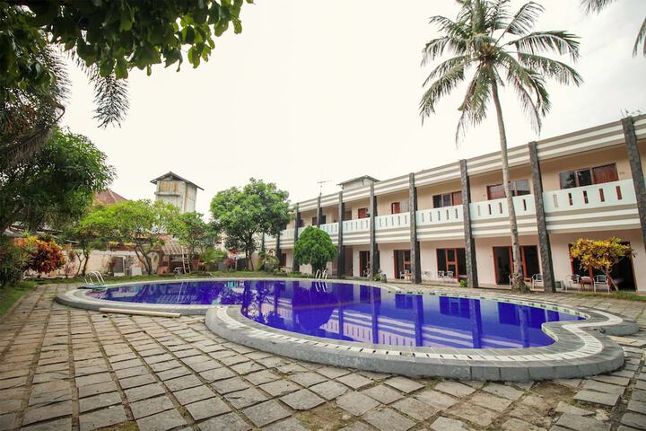 Exterior of OYO 370 Hotel Sofia Pangandaran