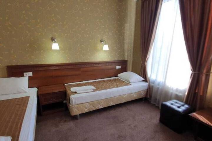 Room 4 of 46
