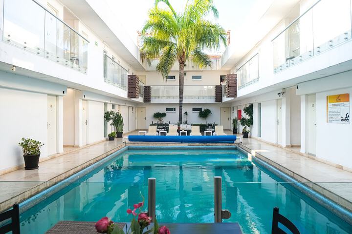 Pool 41 of 85