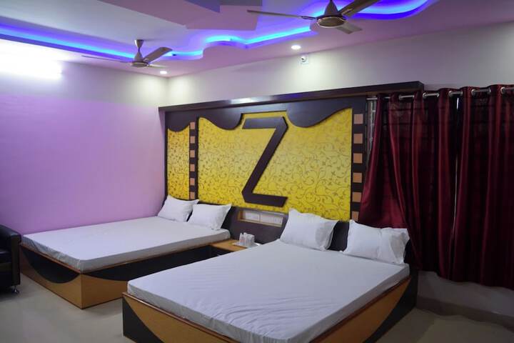 Room 6 of 23