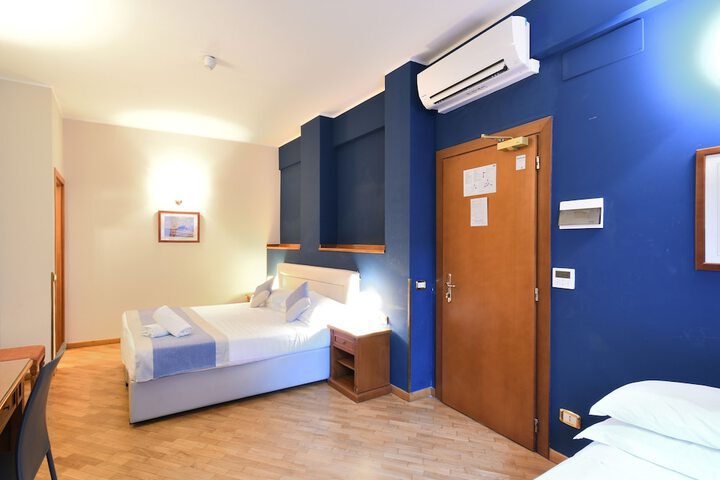 Room 12 of 45