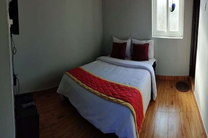 Room 6 of 21