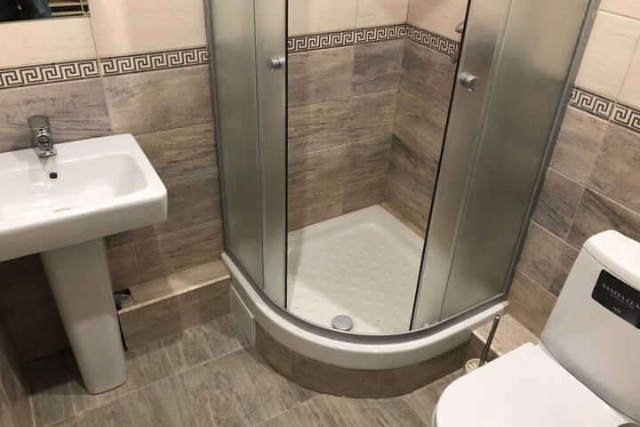 Room 15 of 19
